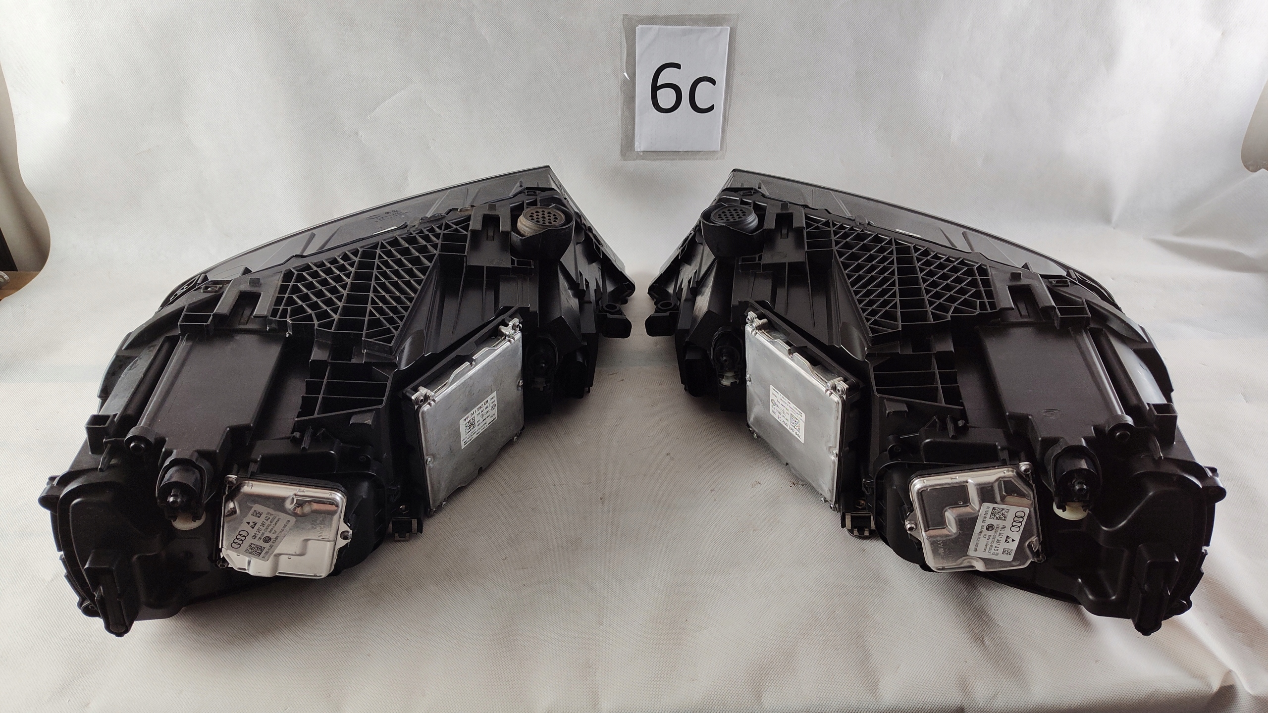 Audi Q7 4m0 FULL LED Matrix komplet levý i pravý světlomet, Skladem v EU — foto 10 z 12