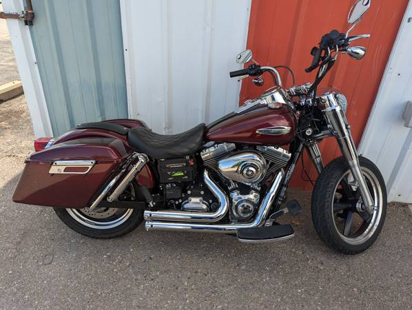 2015 Harley-Davidson, dovoz USA — foto 2 z 3