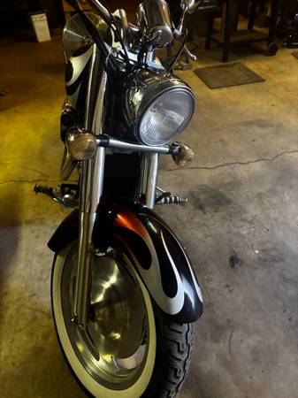 2005 Harley-Davidson, dovoz USA — foto 3 z 5