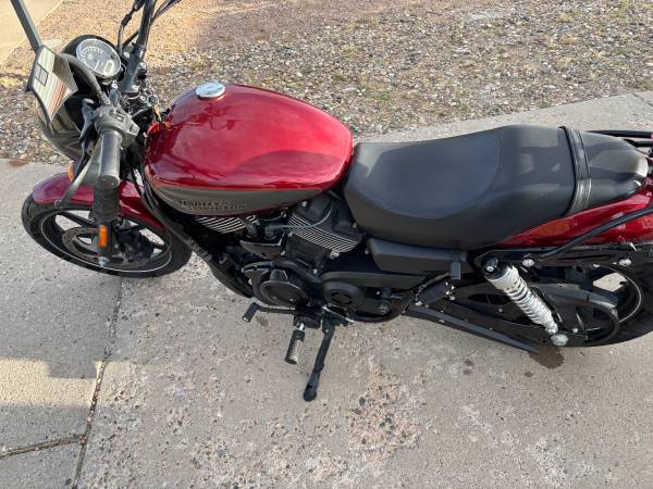 2017 Harley-Davidson, dovoz USA — foto 4 z 6
