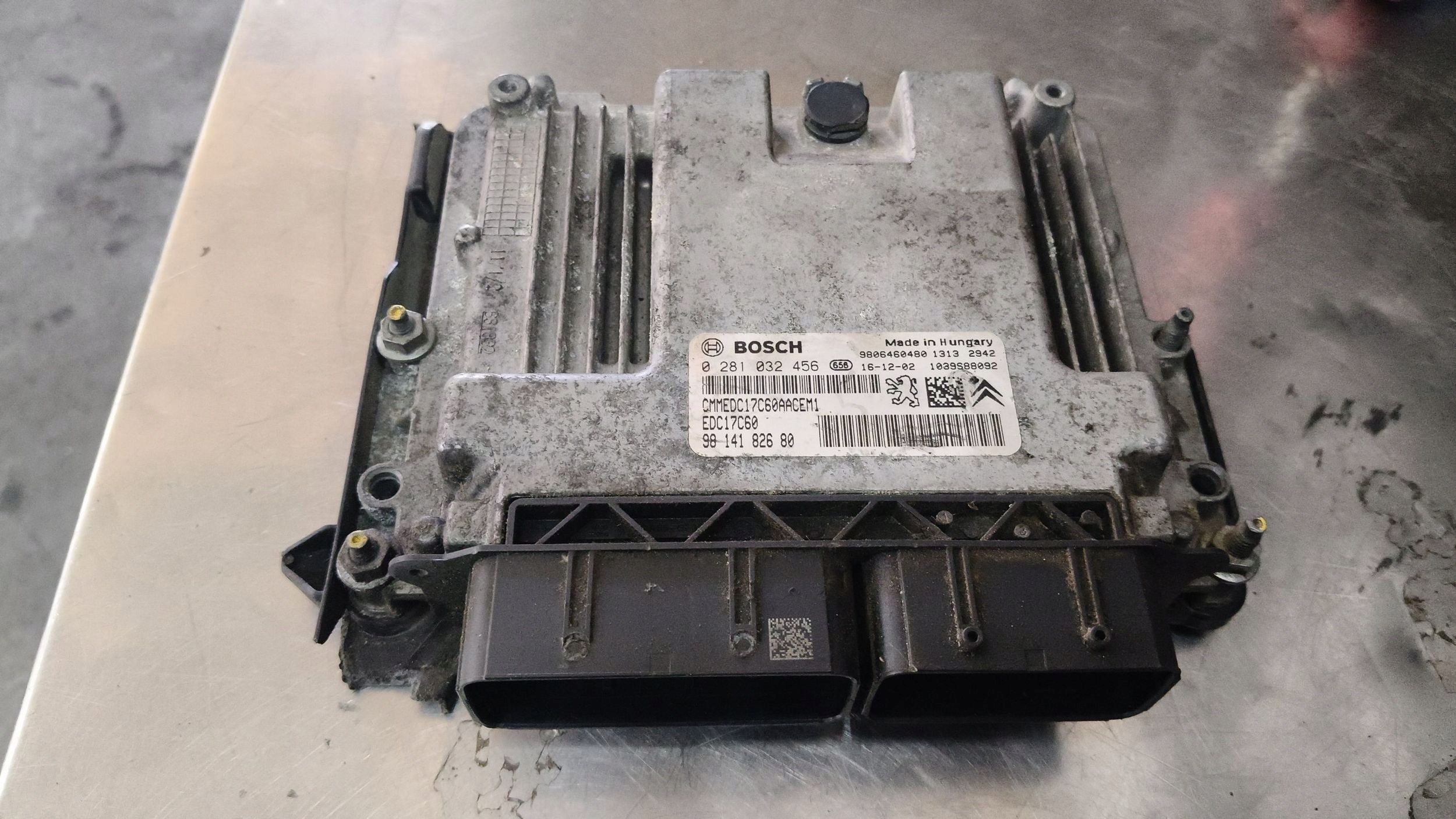 Komputer Citroen OE 9814182680, dovoz Skladem v EU — foto 1 Komputer Citroen OE 9814182680, dovoz Skladem v EU — foto 1