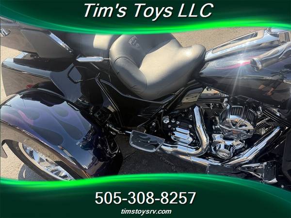 2014 Harley-Davidson, dovoz USA — foto 12 z 12