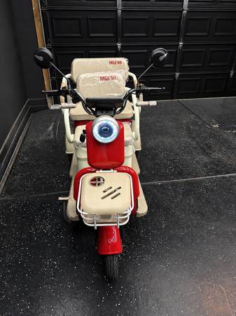 Three-wheel mobility scooter, dovoz USA — foto 3 z 3