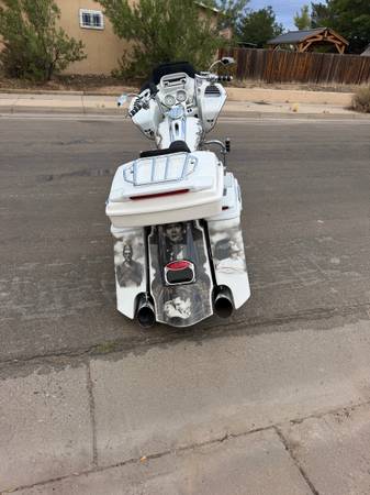2011 Harley-Davidson, dovoz USA — foto 6 z 12