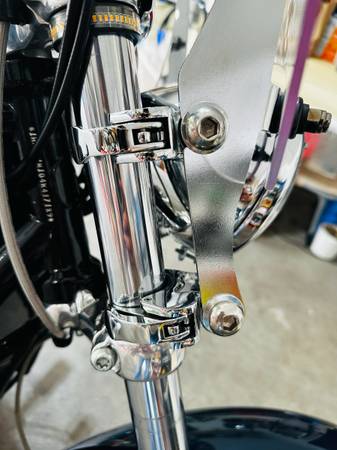 2004 Harley-Davidson, dovoz USA — foto 9 z 12