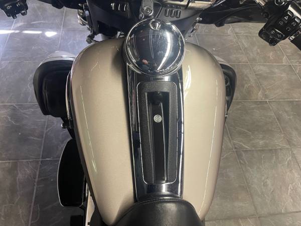 2018 Harley-Davidson, dovoz USA — foto 11 z 12