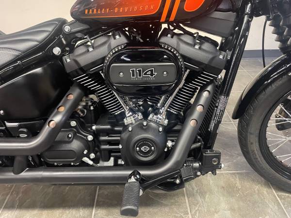 2021 Harley-Davidson, dovoz USA — foto 7 z 12