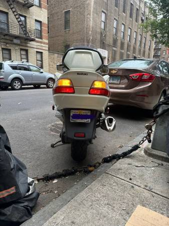 2012 Suzuki, dovoz USA — foto 5 z 5