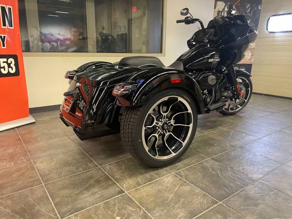 2026 Harley-Davidson, dovoz USA — foto 3 z 12