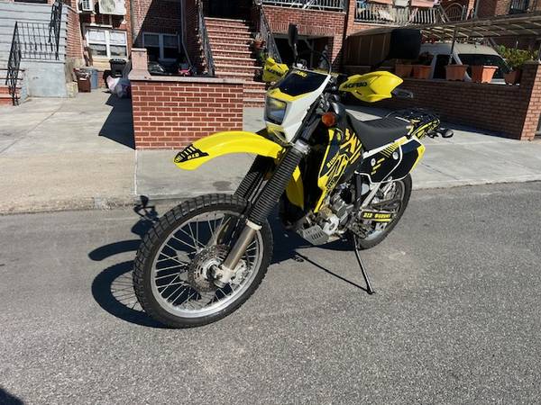 2004 Suzuki, dovoz USA — foto 3 z 6