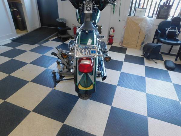 2002 Harley-Davidson, dovoz USA — foto 6 z 12