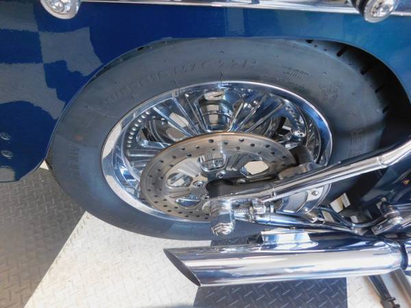 2002 Harley-Davidson, dovoz USA — foto 7 z 12