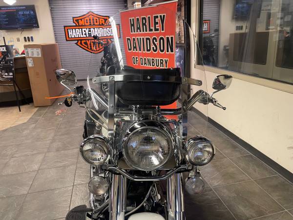 2001 Harley-Davidson, dovoz USA — foto 10 z 12