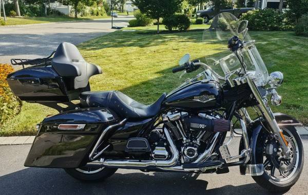 2019 Harley-Davidson, dovoz USA — foto 11 z 12