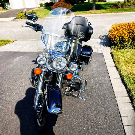2019 Harley-Davidson, dovoz USA — foto 9 z 12