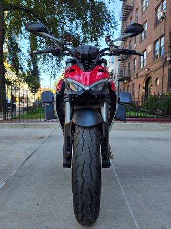 2022 Ducati, dovoz USA — foto 6 z 10