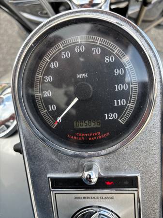 2003 Harley-Davidson, dovoz USA — foto 3 z 12