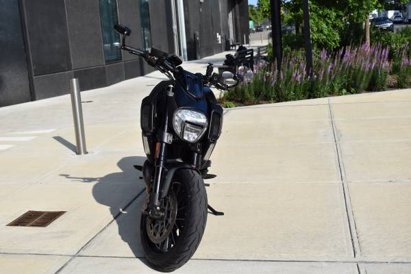 2015 Ducati, dovoz USA — foto 7 z 9