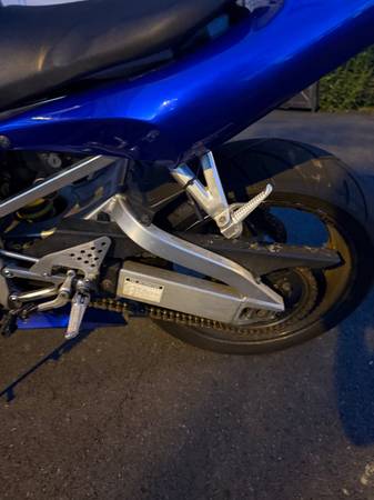 2000 Yamaha, dovoz USA — foto 2 z 4