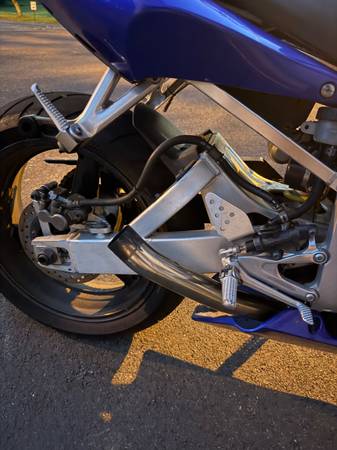 2000 Yamaha, dovoz USA — foto 3 z 4