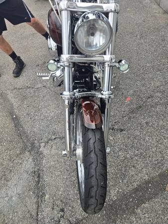 2011 Harley-Davidson, dovoz USA — foto 6 z 7
