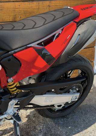 2024 Ducati, dovoz USA — foto 9 z 12