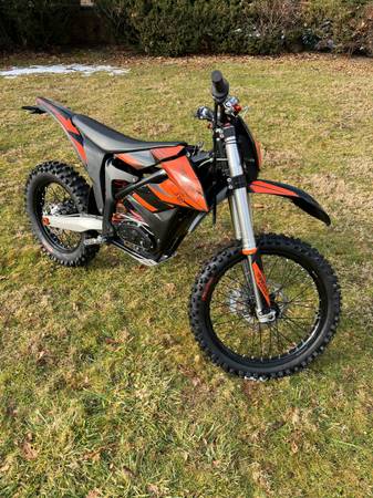 KTM, bílá, dovoz USA — foto 2 z 6