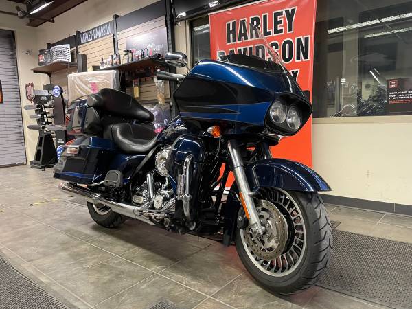 2013 Harley-Davidson, dovoz USA — foto 2 z 12