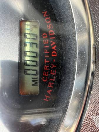 2006 Harley-Davidson, dovoz USA — foto 4 z 12