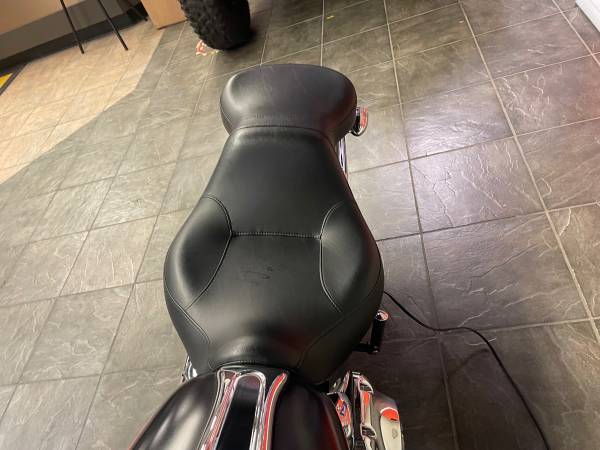 2007 Harley-Davidson, dovoz USA — foto 12 z 12