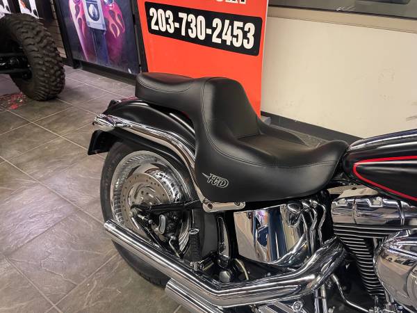 2007 Harley-Davidson, dovoz USA — foto 6 z 12