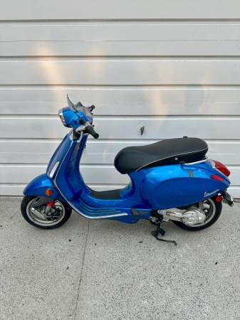 2016 Vespa, dovoz USA — foto 4 z 9