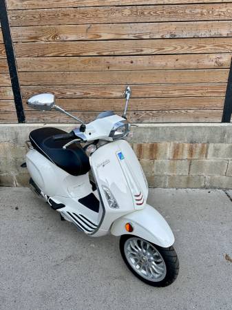 2017 Vespa, dovoz USA — foto 2 z 2