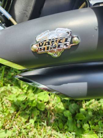 2002 Harley-Davidson, dovoz USA — foto 4 z 5