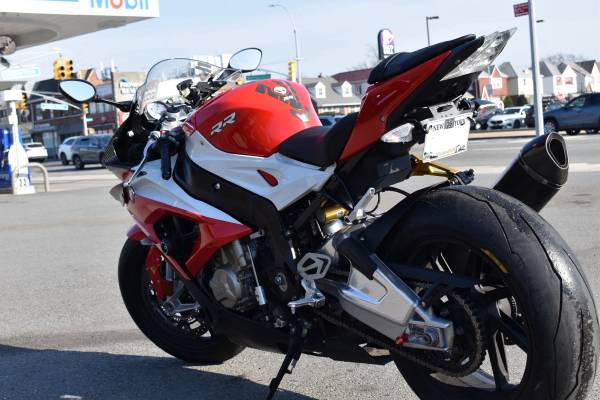 2016 BMW, dovoz USA — foto 9 z 12