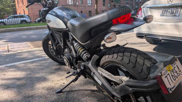 Ducati, dovoz USA — foto 2 z 6