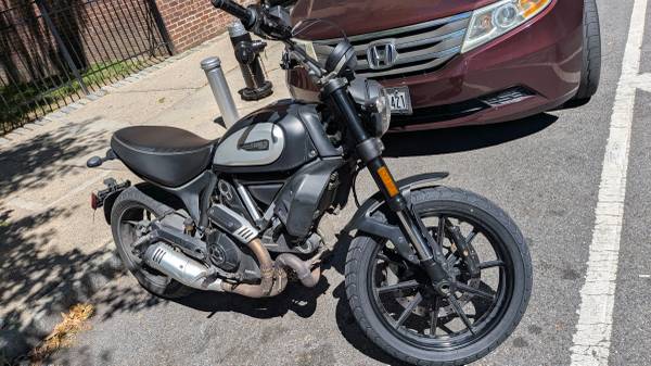 Ducati, dovoz USA — foto 3 z 6