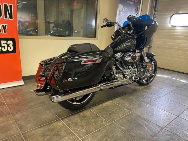 Harley-Davidson, dovoz USA — foto 3 z 12