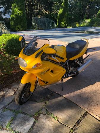 2003 Ducati, dovoz USA — foto 2 z 7