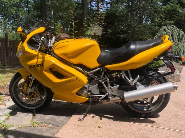 2003 Ducati, dovoz USA — foto 4 z 7