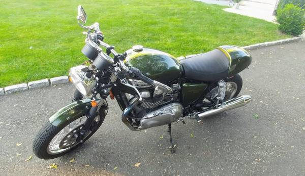 Triumph, dovoz USA — foto 3 z 7