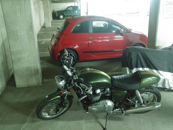 Triumph, dovoz USA — foto 6 z 7