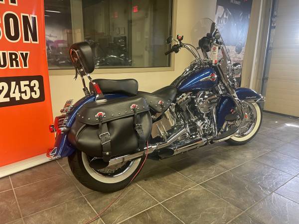 2016 Harley-Davidson, modrá, dovoz USA — foto 3 z 12