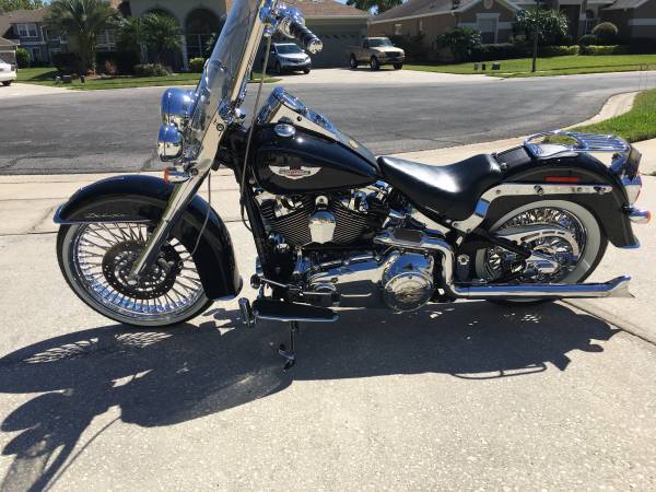 2007 Harley-Davidson, dovoz USA — foto 3 z 12