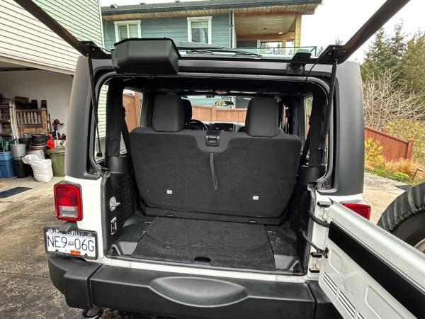 Jeep, dovoz Kanada — foto 6 z 6