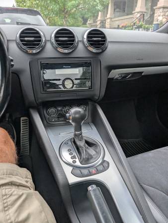 2009 Audi, dovoz Kanada — foto 2 z 10