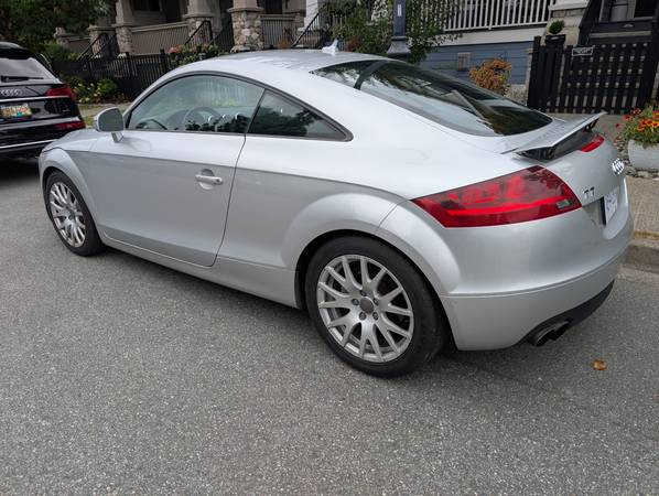 2009 Audi, dovoz Kanada — foto 4 z 10