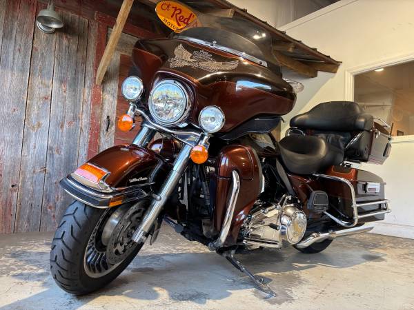 2009 Harley-Davidson, dovoz USA — foto 3 z 11
