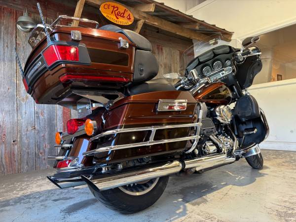 2009 Harley-Davidson, dovoz USA — foto 4 z 11