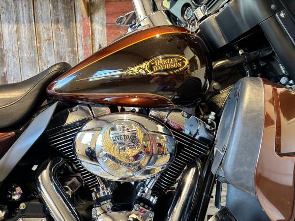 2009 Harley-Davidson, dovoz USA — foto 7 z 11